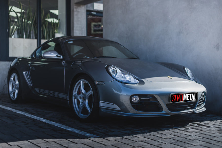 Porsche Cayman R: Out of the Shadows
