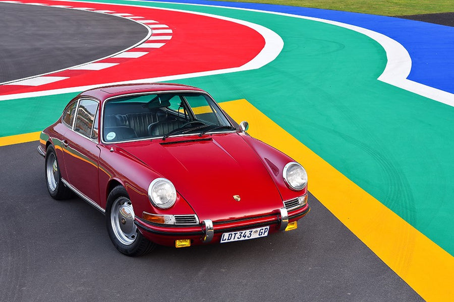 CLASSIC DRIVE: The Very Rare Porsche 911 L