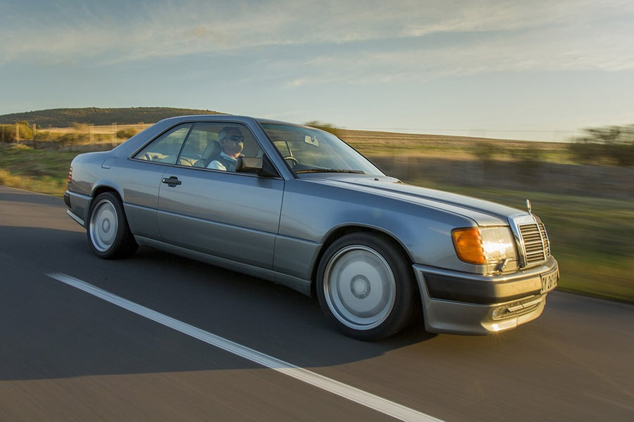 CLASSIC DRIVE: Unique Mercedes-Benz C124 "560CE"