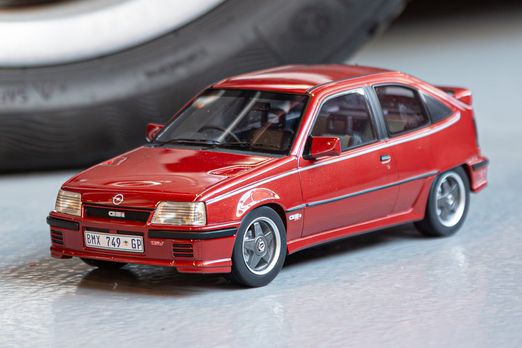 Opel Kadett 2.0 GSi Superboss (SentiMETAL 1/18 scale Exclusive) - Imola Red